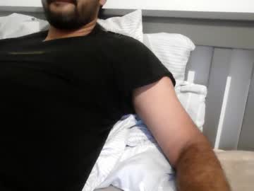 Varghese28 Chaturbate stream image from October 03, 2025