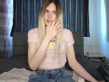 Auroralitta Chaturbate stream image from October 03, 2025