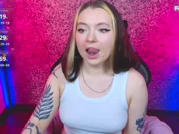 Carolinareaperr Chaturbate stream image from October 03, 2025