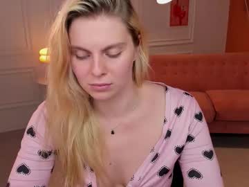 Holy_Alexa Chaturbate stream image from October 03, 2025