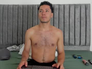 Aroncooper1 Chaturbate stream image from October 03, 2025