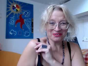 Blondmilfs Chaturbate stream image from October 03, 2025