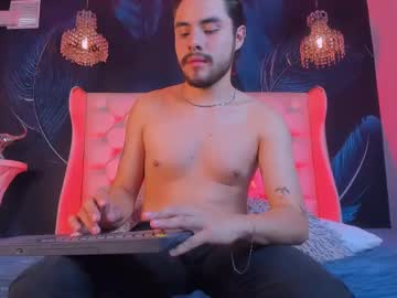 Thiago_Wolff Chaturbate stream image from October 03, 2025