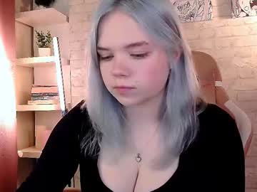 Fancybella Chaturbate stream image from October 03, 2025