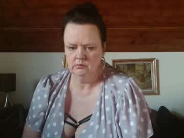 Tiffanymature Chaturbate stream image from October 03, 2025