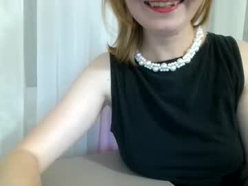 Elsamartinez22 Chaturbate stream image from October 03, 2025