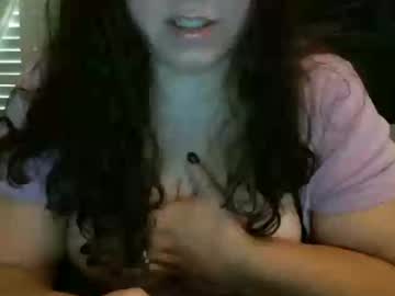 Wetanddripping22 Chaturbate stream image from October 03, 2025