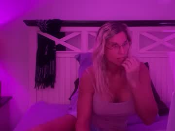 Christinabruce Chaturbate stream image from October 03, 2025