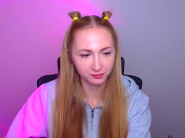 Eva_Oliviaa Chaturbate stream image from October 03, 2025