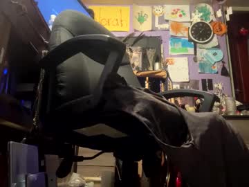 Johnnyshung8 Chaturbate stream image from October 03, 2025