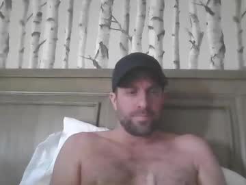 Love2show21 Chaturbate stream image from October 03, 2025