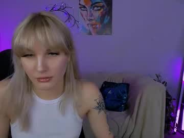 Suzume_Yuppi Chaturbate stream image from October 03, 2025