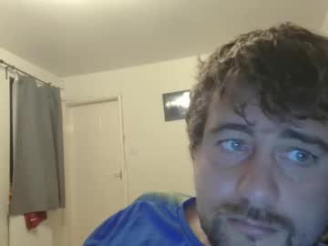 Broken2k22 Chaturbate stream image from October 03, 2025