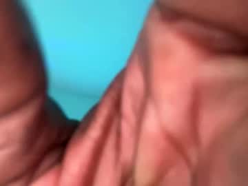 Usaky Chaturbate stream image from October 03, 2025