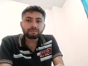 Lucho437375 Chaturbate stream image from October 03, 2025