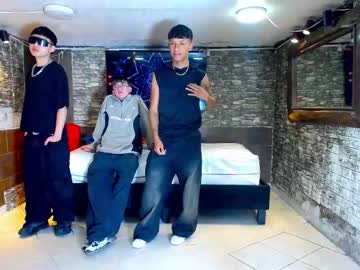 Anghelytos Chaturbate stream image from October 04, 2025
