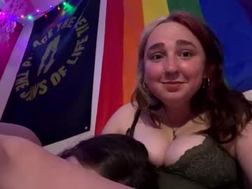 Carpetmunchers Chaturbate stream image from October 04, 2025