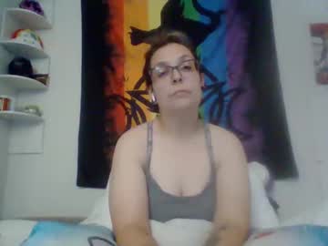 Queenkriss97 Chaturbate stream image from October 04, 2025