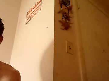Travislovessex129 Chaturbate stream image from October 04, 2025