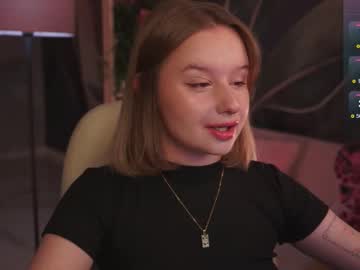 Red_Queeen Chaturbate stream image from October 04, 2025