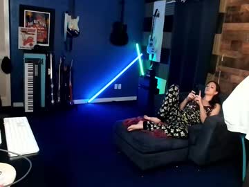 Thadmaxxx Chaturbate stream image from October 04, 2025