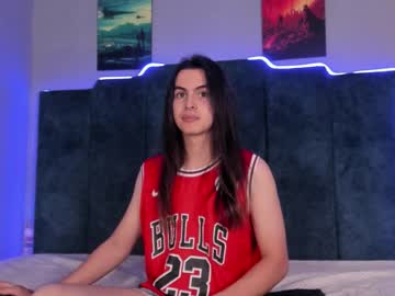 Sky_Liink Chaturbate stream image from October 04, 2025