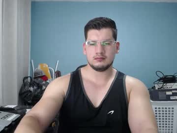 Robryels Chaturbate stream image from October 04, 2025