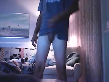 Ronvlv Chaturbate stream image from October 04, 2025