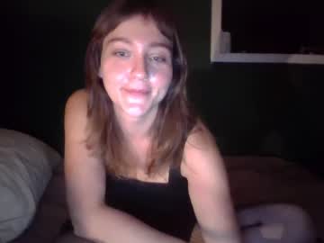 Neutralmilkho Chaturbate stream image from October 04, 2025