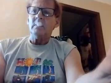 Straddle11 Chaturbate stream image from October 04, 2025