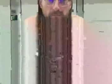Submissiveson4dad Chaturbate stream image from October 04, 2025