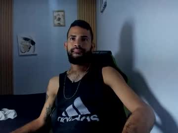 Adri_Sexboy229 Chaturbate stream image from October 04, 2025