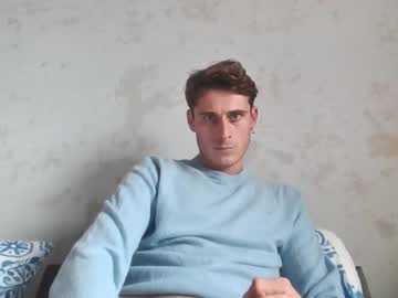 Caprotto2 Chaturbate stream image from October 04, 2025
