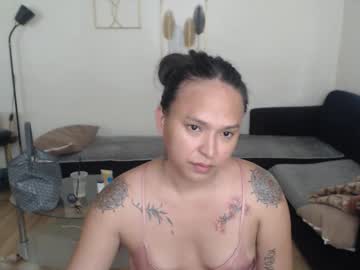 Shepoppie143 Chaturbate stream image from October 04, 2025