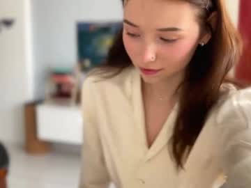 Anntics_ Chaturbate stream image from October 04, 2025