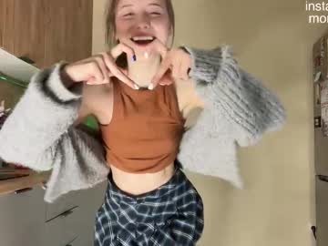 Delorathecookie Chaturbate stream image from October 04, 2025