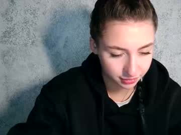 Babyfoxie18 stream image from October 04, 2025
