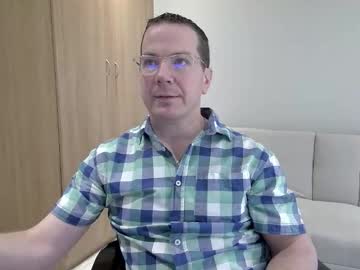 Brettdj Chaturbate stream image from October 04, 2025