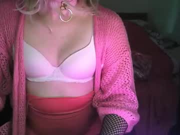 Lucywilcox Chaturbate stream image from October 04, 2025