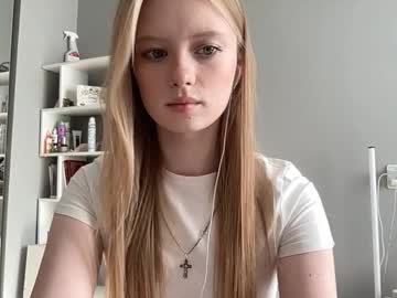 Mittietonge Chaturbate stream image from October 04, 2025