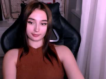 Darklovebby Chaturbate stream image from October 04, 2025