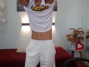 Liamblack16 Chaturbate stream image from October 04, 2025