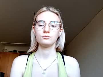 Norinebaeza Chaturbate stream image from October 04, 2025