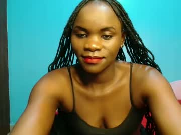 Leyla_Maya Chaturbate stream image from October 04, 2025