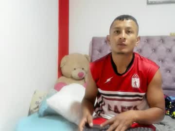 Stefany_Andruw Chaturbate stream image from October 04, 2025