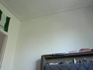 Ladycinnabon Chaturbate stream image from October 04, 2025