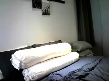 Blondedolltia Chaturbate stream image from October 04, 2025