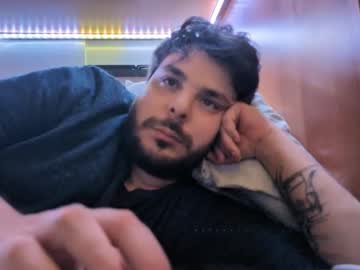 Onecrew1 Chaturbate stream image from October 04, 2025