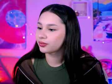 Kimclarks Chaturbate stream image from October 04, 2025