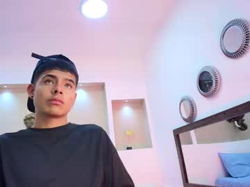 Noah_85 Chaturbate stream image from October 04, 2025